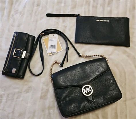 michael kors vanna shoulder bag|Michael Kors Women's Vanna Medium Shoulder Flap Leather Bag.